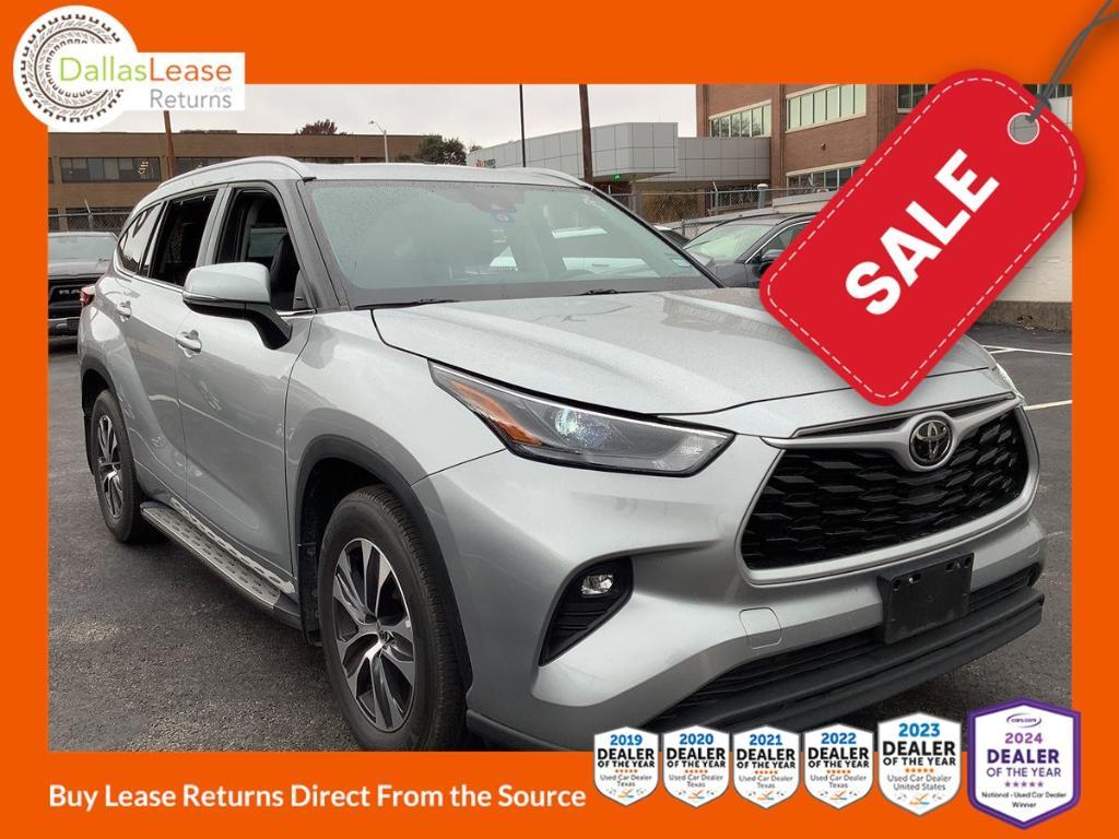 used 2022 Toyota Highlander car, priced at $37,440