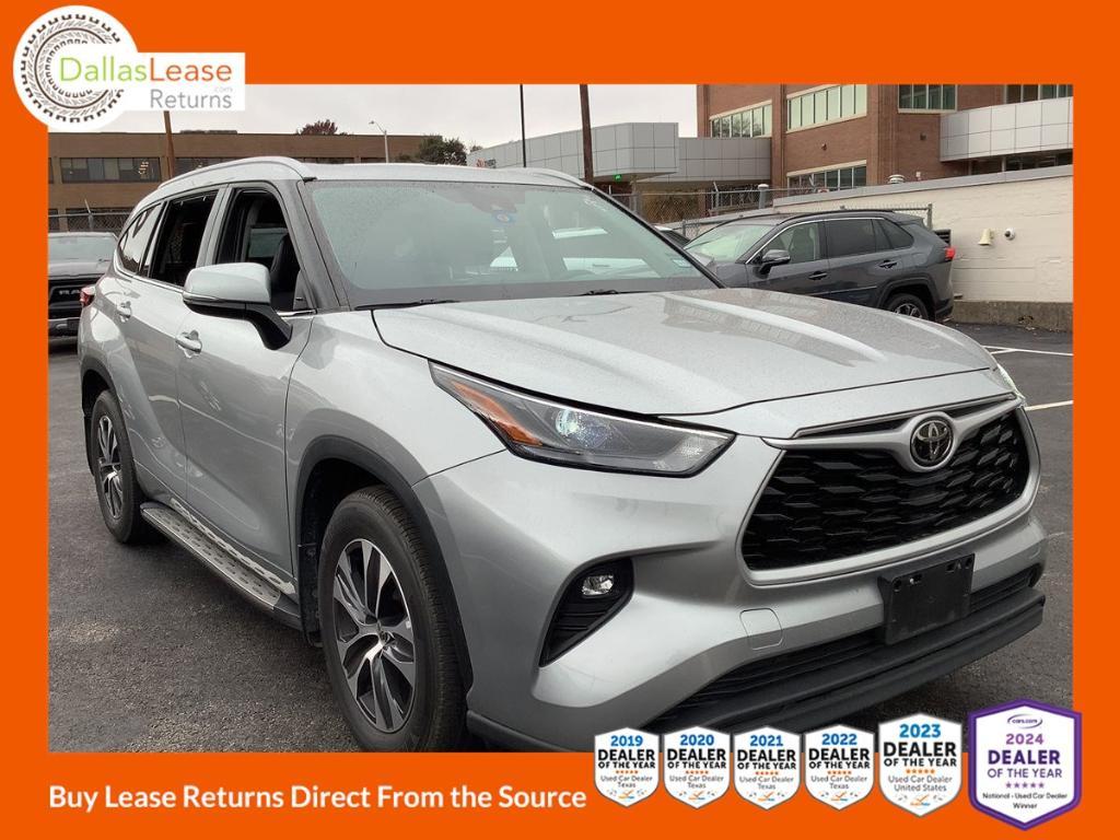 used 2022 Toyota Highlander car, priced at $37,440