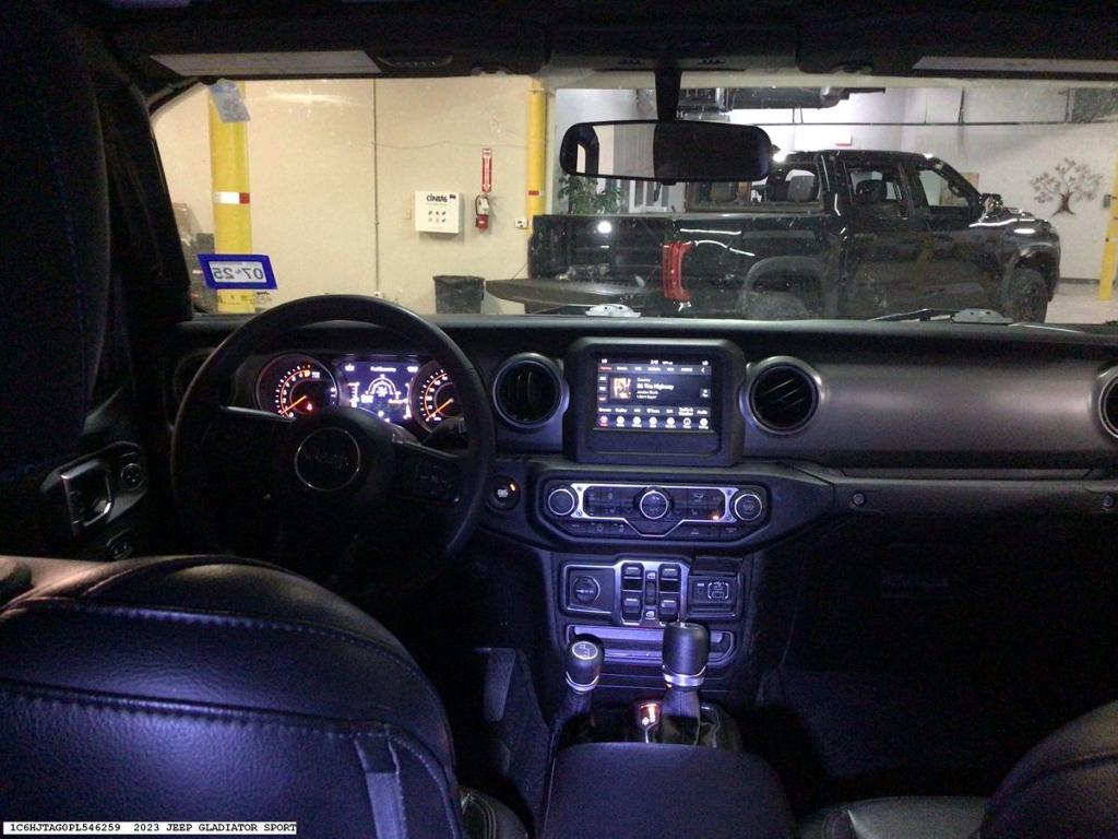 used 2023 Jeep Gladiator car, priced at $32,858