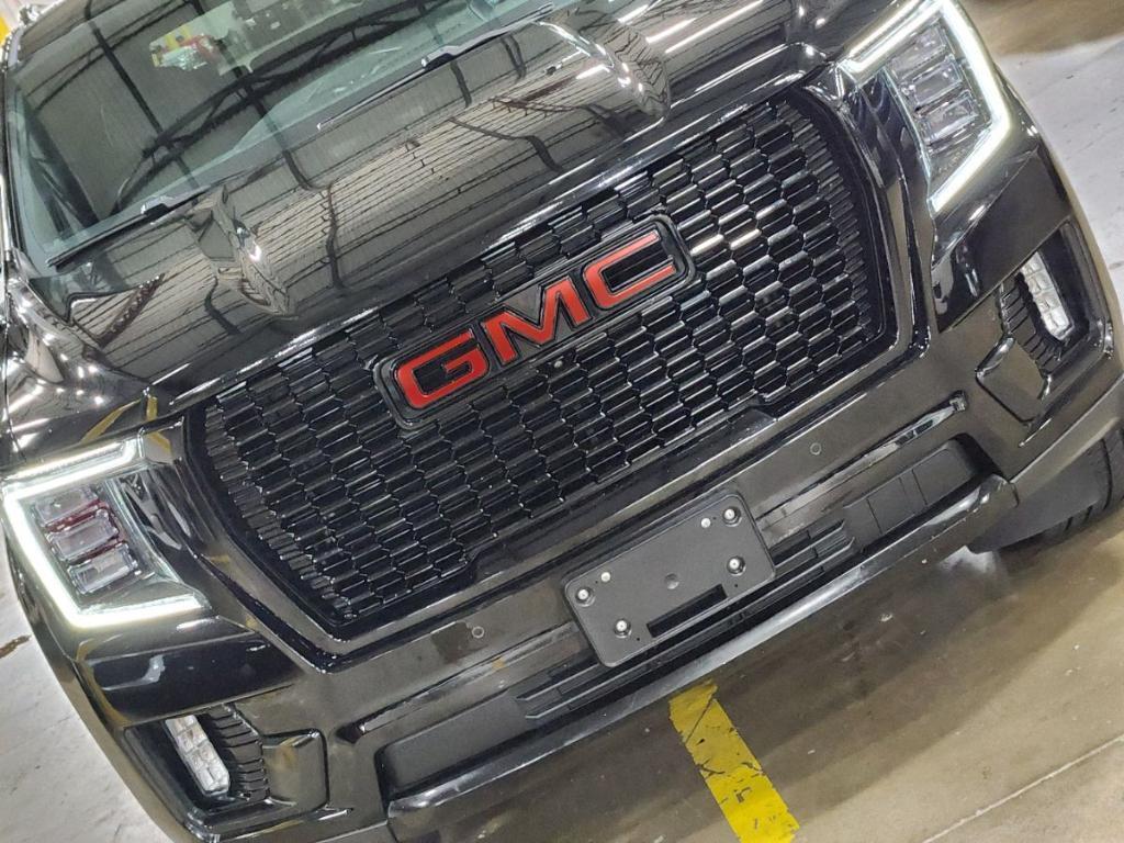 used 2023 GMC Yukon XL car, priced at $62,973