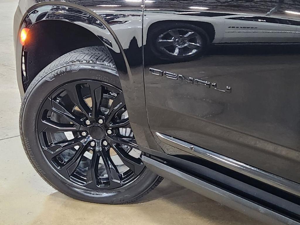 used 2023 GMC Yukon XL car, priced at $62,973