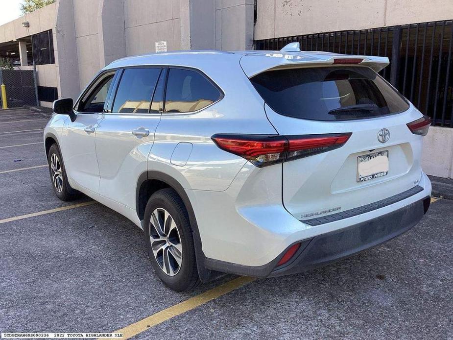 used 2022 Toyota Highlander car, priced at $36,860