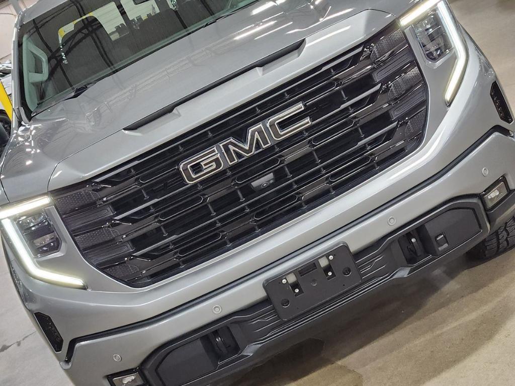used 2024 GMC Sierra 1500 car, priced at $47,624