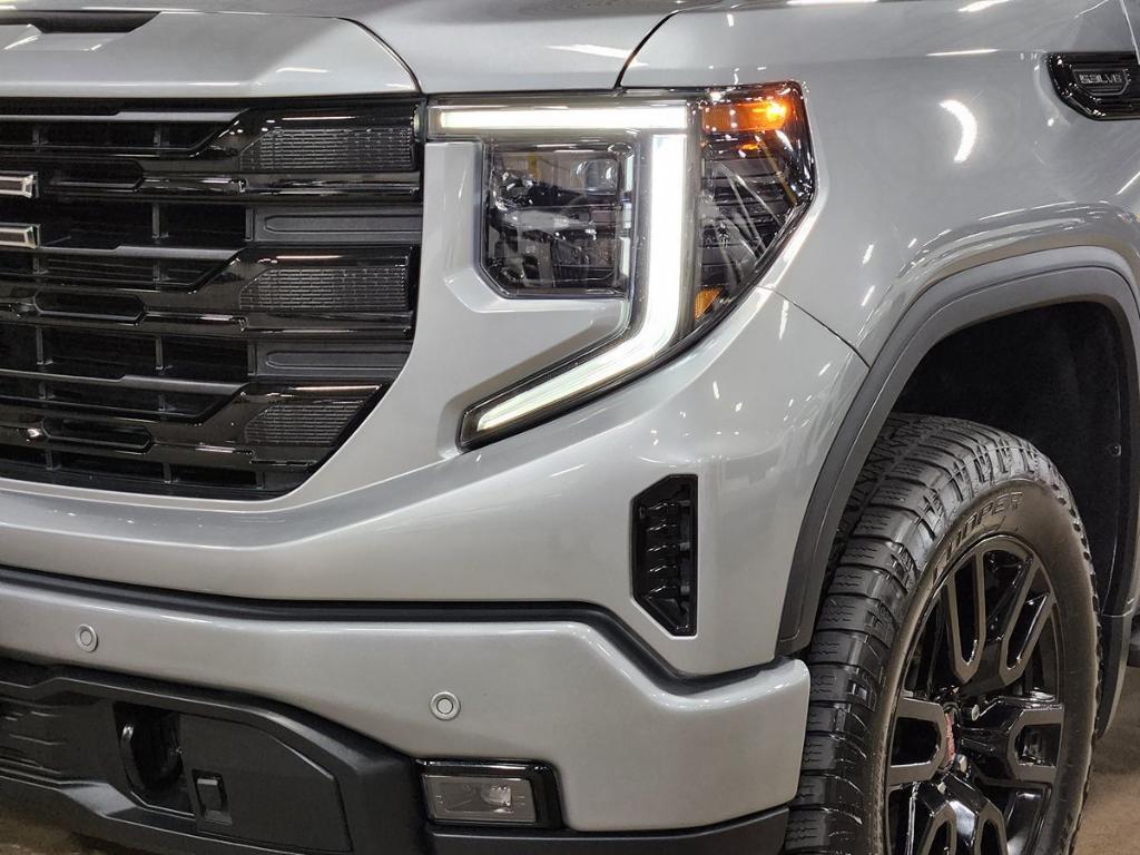 used 2024 GMC Sierra 1500 car, priced at $47,624