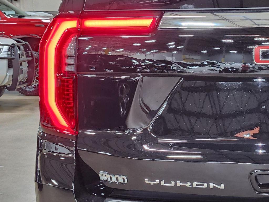 used 2025 GMC Yukon car, priced at $92,885