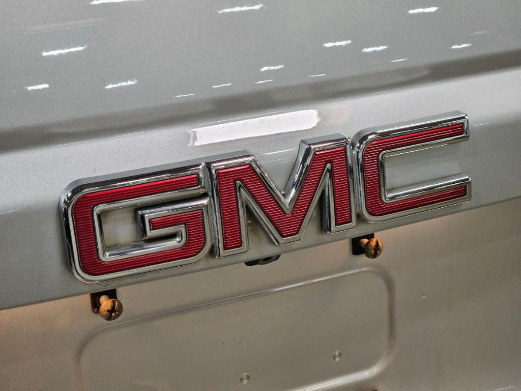 used 2015 GMC Yukon XL car, priced at $14,957