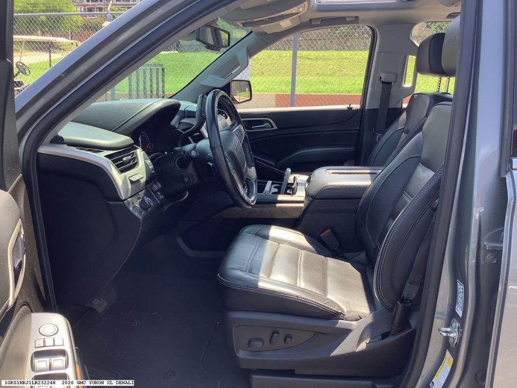 used 2020 GMC Yukon XL car, priced at $38,224