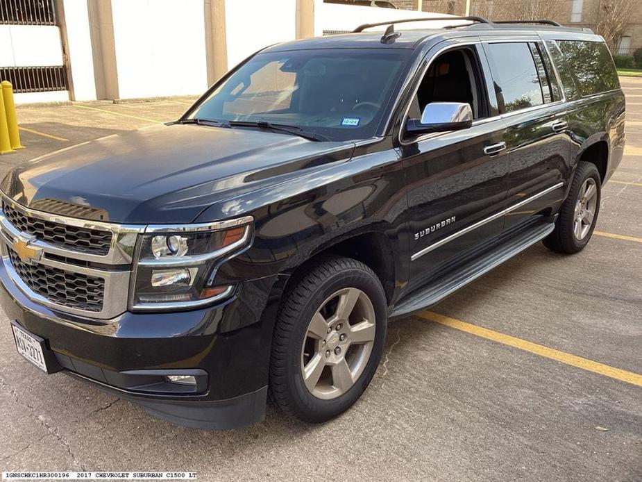 used 2017 Chevrolet Suburban car, priced at $27,890