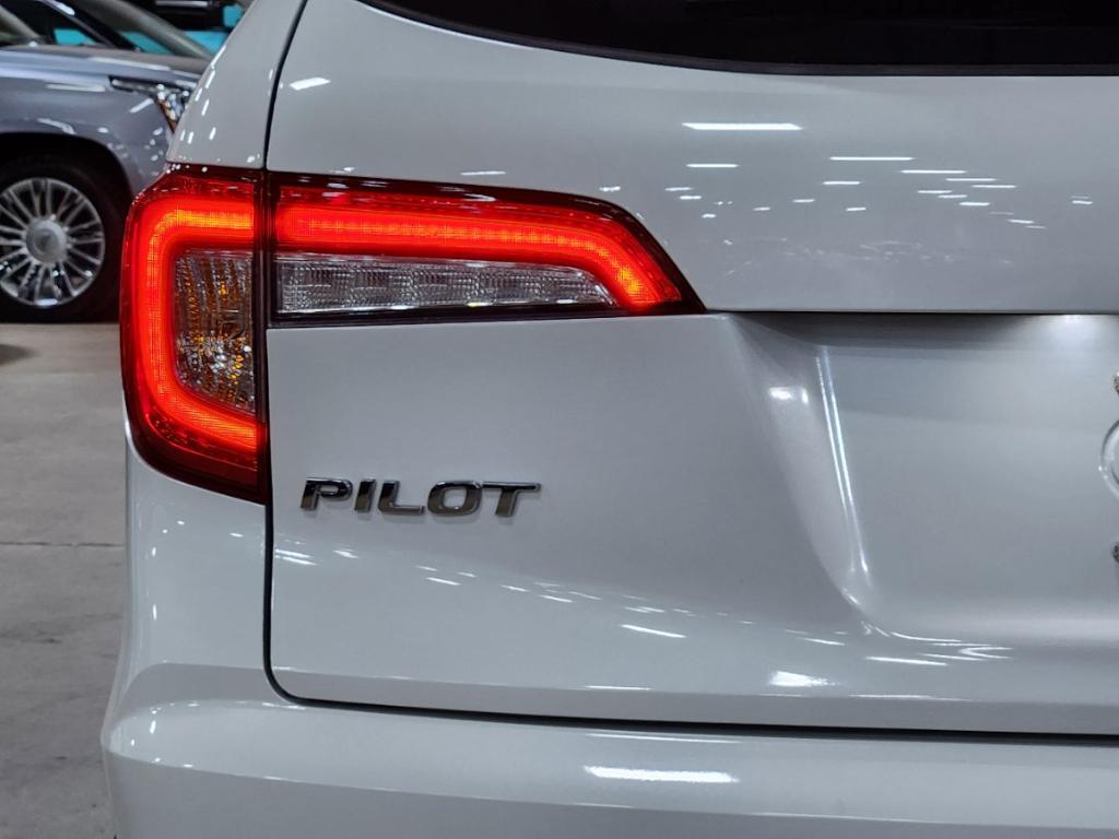 used 2022 Honda Pilot car, priced at $29,460