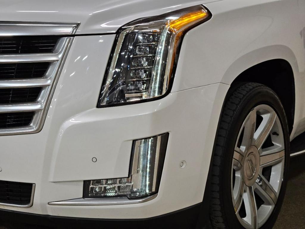 used 2017 Cadillac Escalade ESV car, priced at $21,335