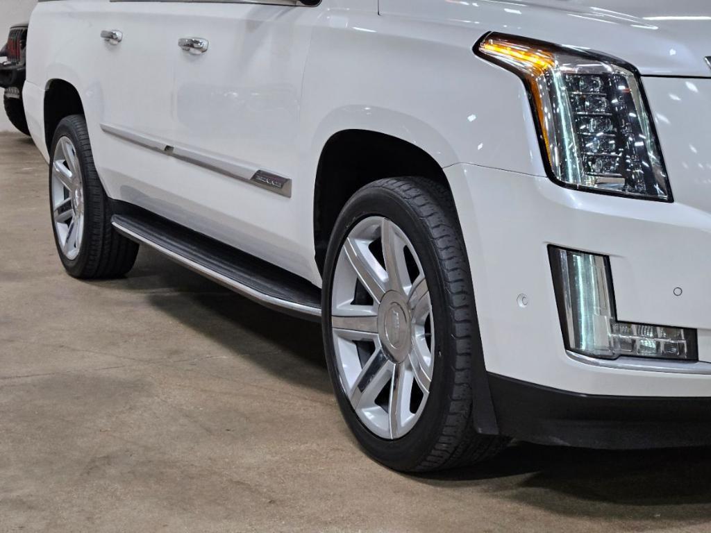 used 2017 Cadillac Escalade ESV car, priced at $21,335