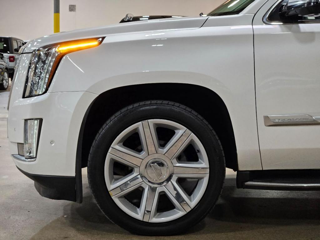 used 2017 Cadillac Escalade ESV car, priced at $21,335