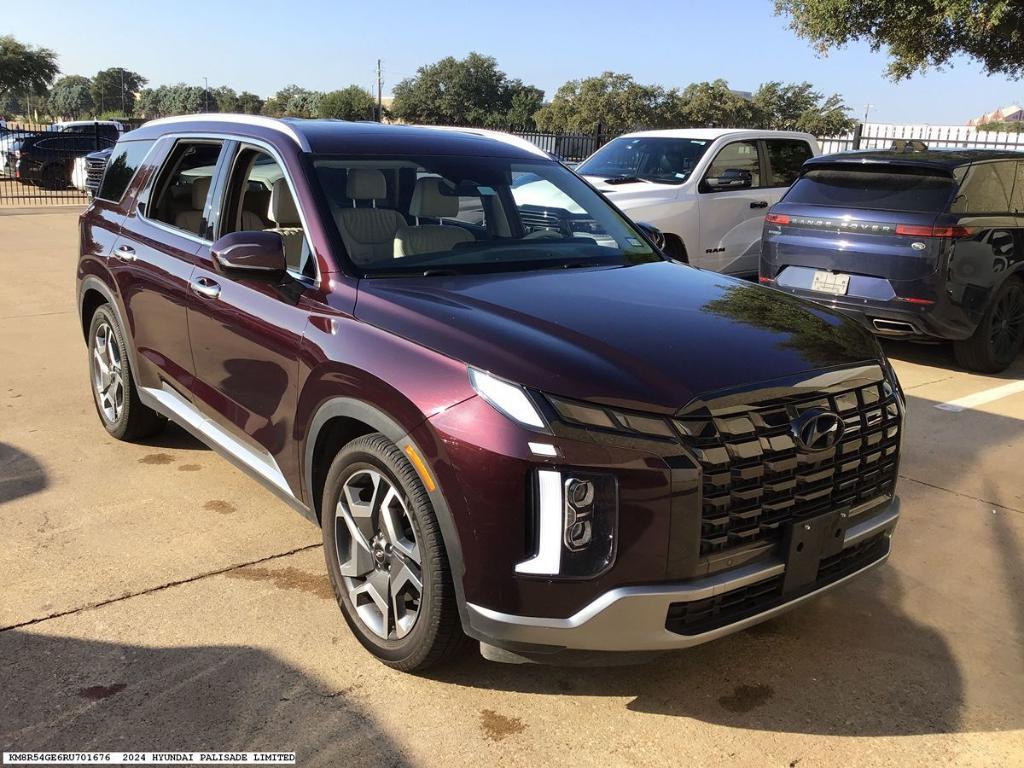 used 2024 Hyundai Palisade car, priced at $39,275