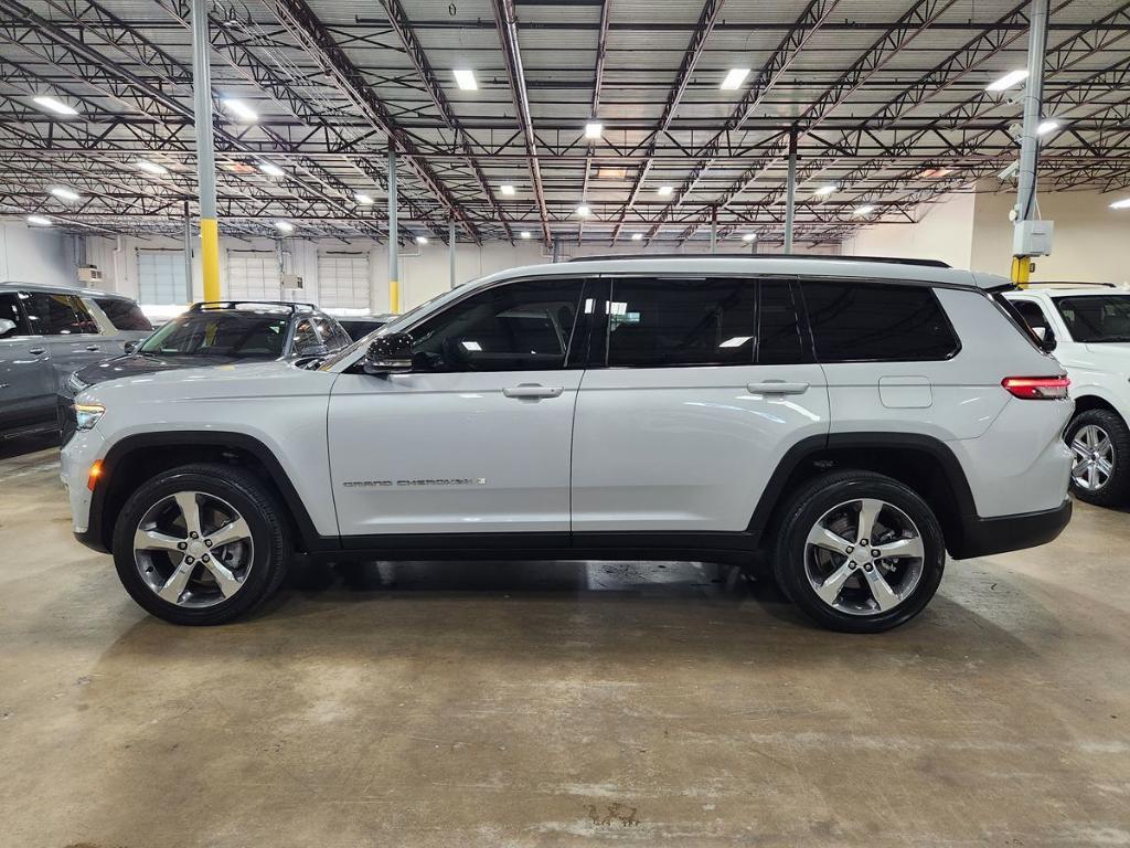 used 2022 Jeep Grand Cherokee L car, priced at $30,412