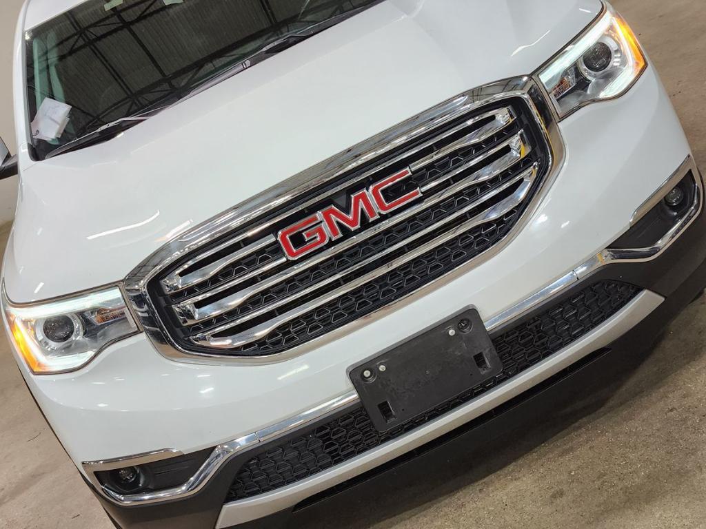used 2019 GMC Acadia car, priced at $22,634