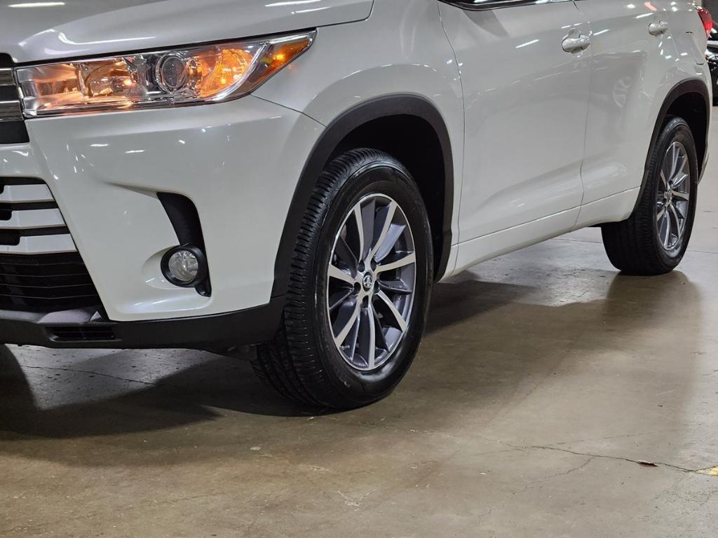 used 2018 Toyota Highlander car, priced at $24,795