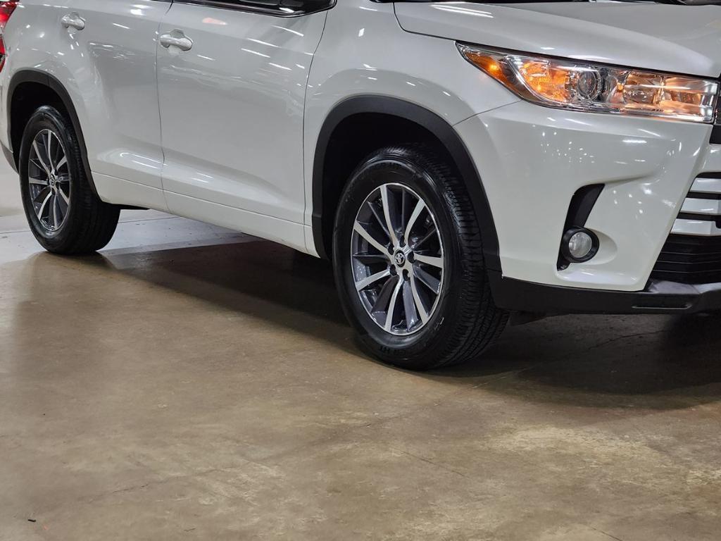 used 2018 Toyota Highlander car, priced at $24,795