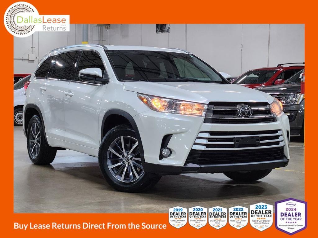 used 2018 Toyota Highlander car, priced at $22,294