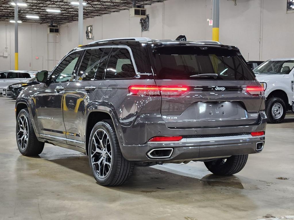 used 2022 Jeep Grand Cherokee car, priced at $33,890