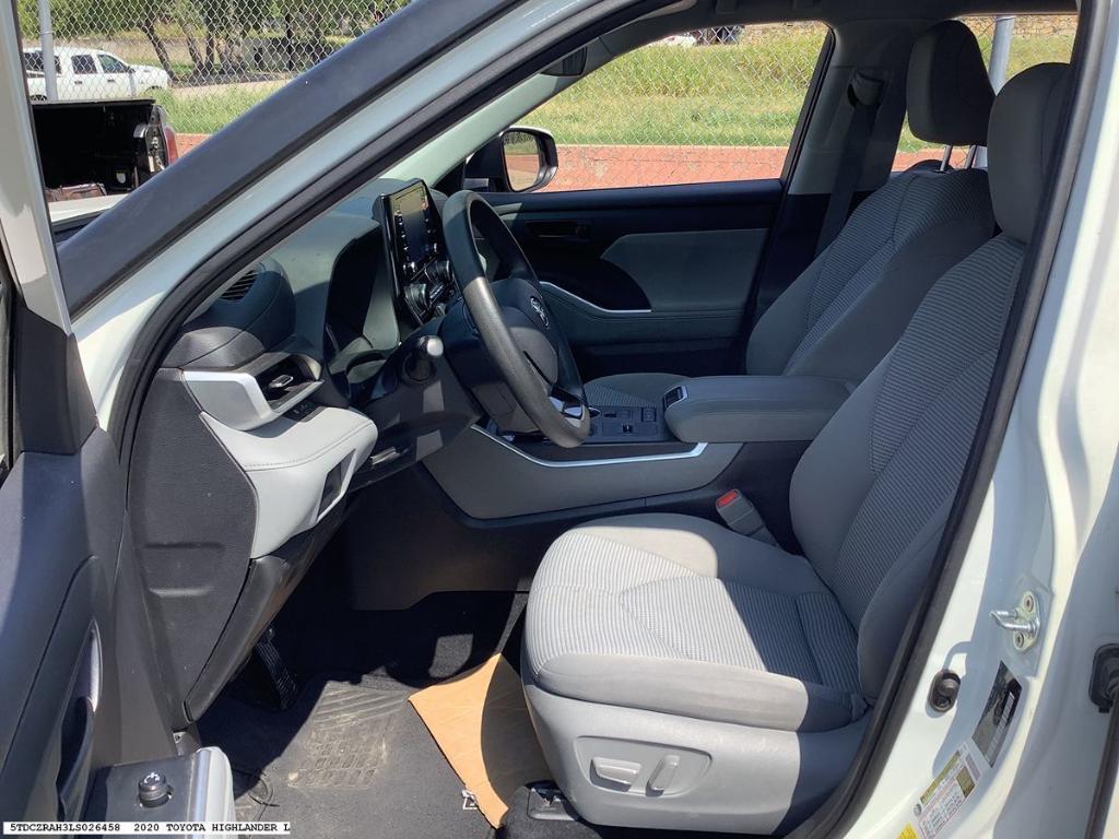 used 2020 Toyota Highlander car, priced at $30,484