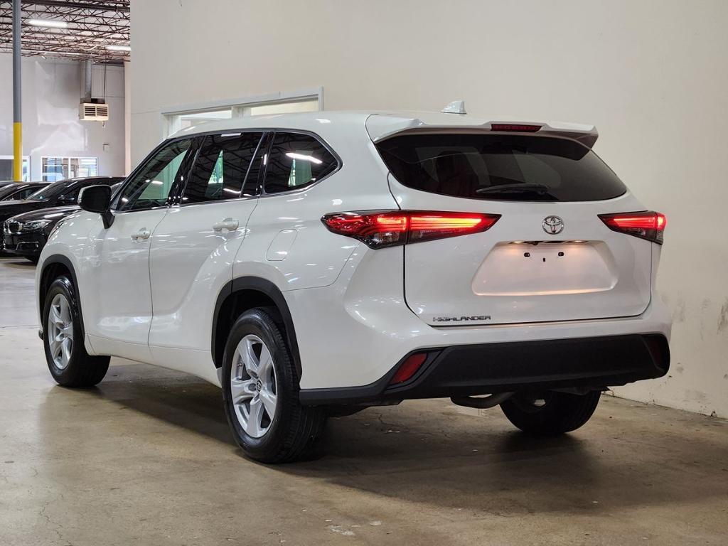 used 2020 Toyota Highlander car, priced at $30,484