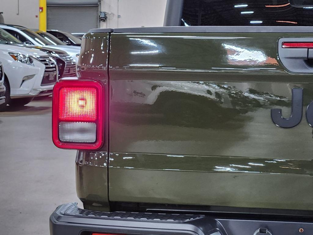 used 2022 Jeep Gladiator car, priced at $36,537