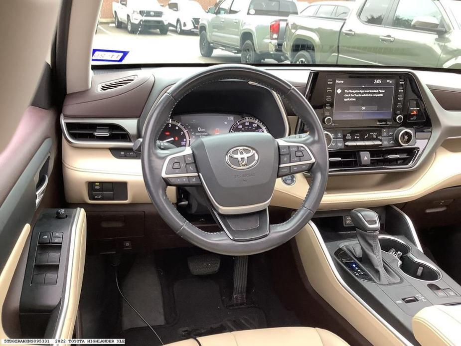 used 2022 Toyota Highlander car, priced at $37,477