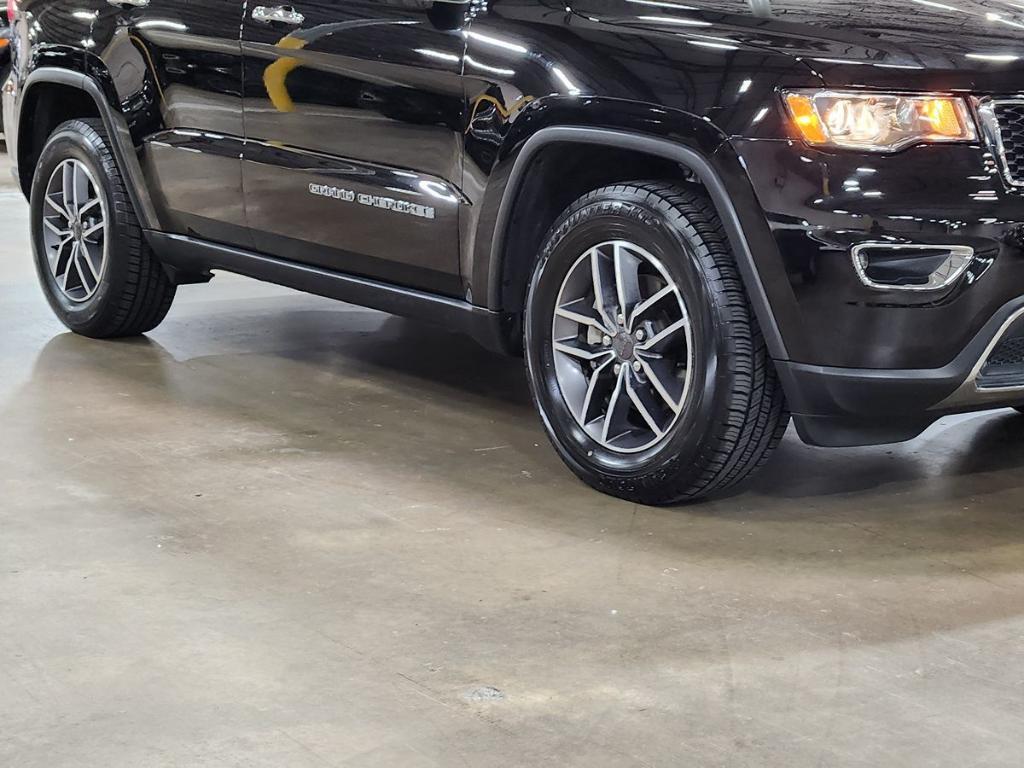 used 2020 Jeep Grand Cherokee car, priced at $28,134