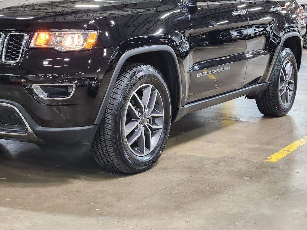 used 2020 Jeep Grand Cherokee car, priced at $28,134