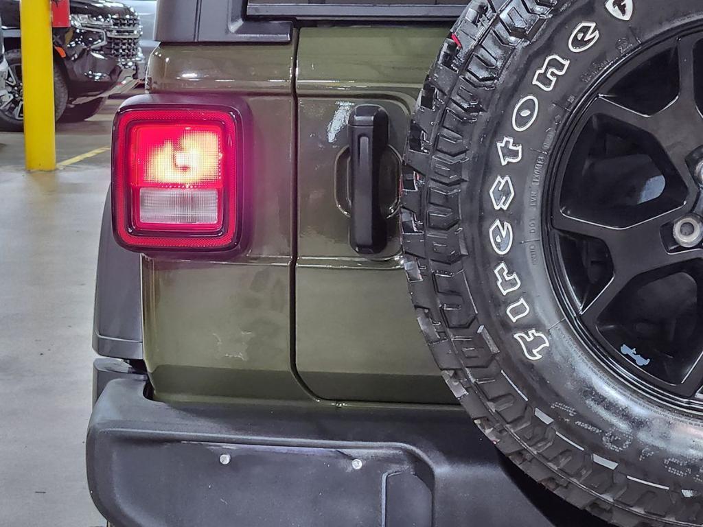 used 2021 Jeep Wrangler Unlimited car, priced at $26,272