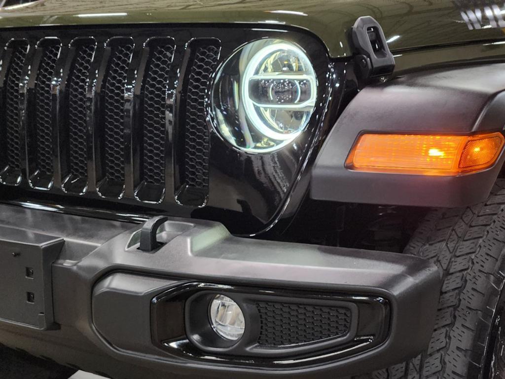 used 2021 Jeep Wrangler Unlimited car, priced at $26,272
