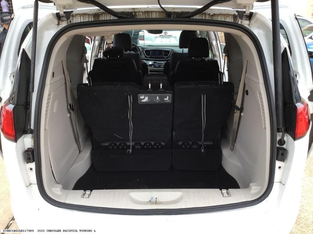 used 2020 Chrysler Pacifica car, priced at $23,005