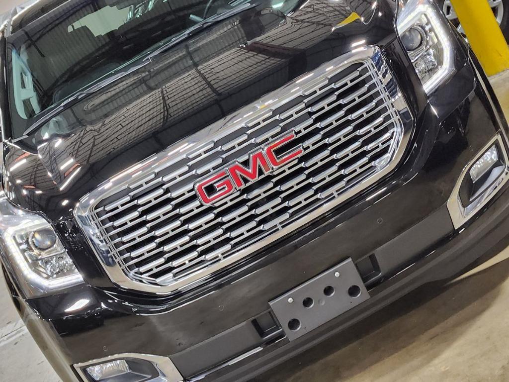 used 2020 GMC Yukon car, priced at $53,453