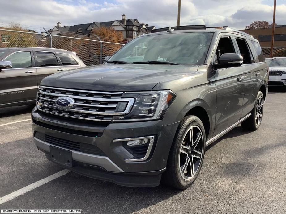 used 2019 Ford Expedition car, priced at $35,667