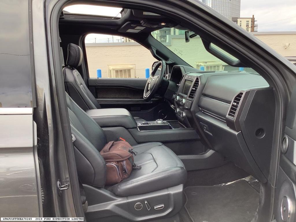 used 2019 Ford Expedition car, priced at $35,667