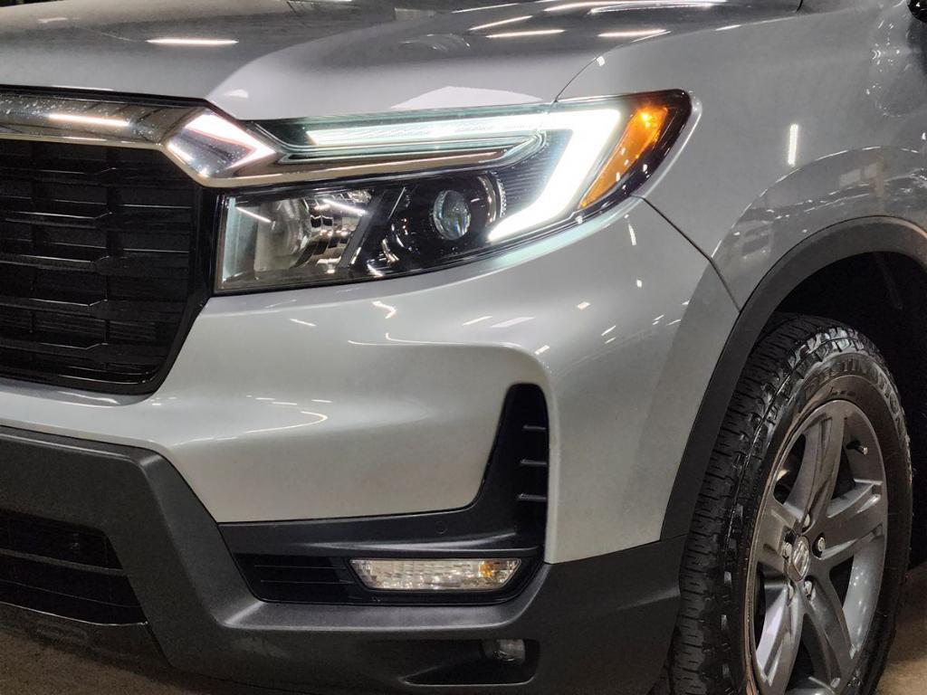 used 2023 Honda Ridgeline car, priced at $37,600