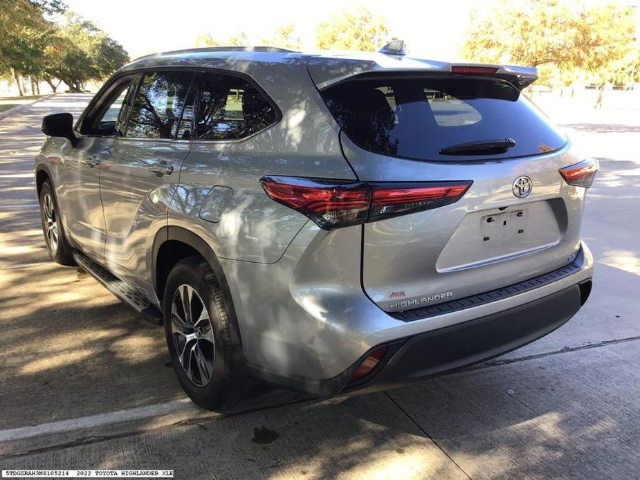 used 2022 Toyota Highlander car, priced at $38,592