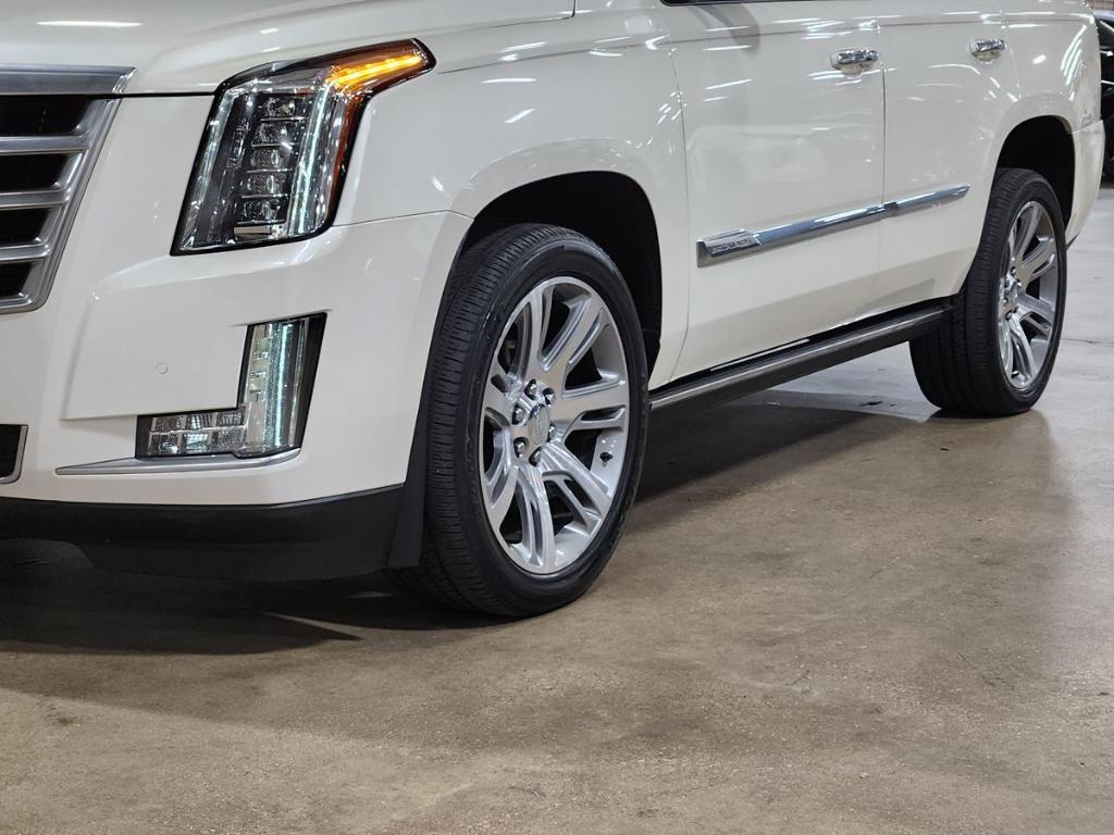 used 2015 Cadillac Escalade car, priced at $21,385