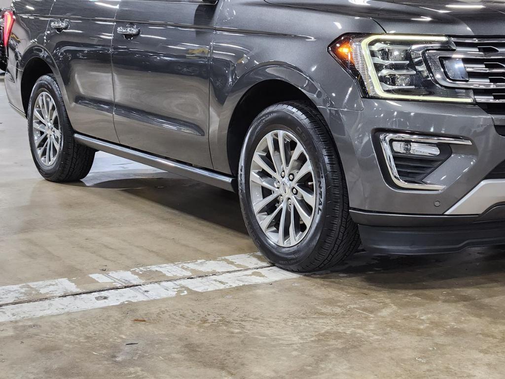 used 2018 Ford Expedition car, priced at $19,076