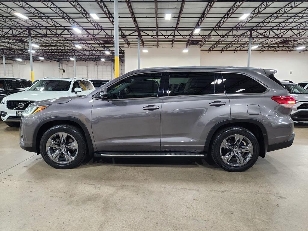 used 2019 Toyota Highlander car, priced at $26,692