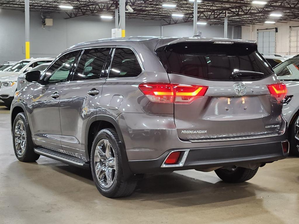 used 2019 Toyota Highlander car, priced at $26,692