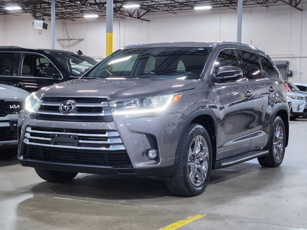 used 2019 Toyota Highlander car, priced at $26,692