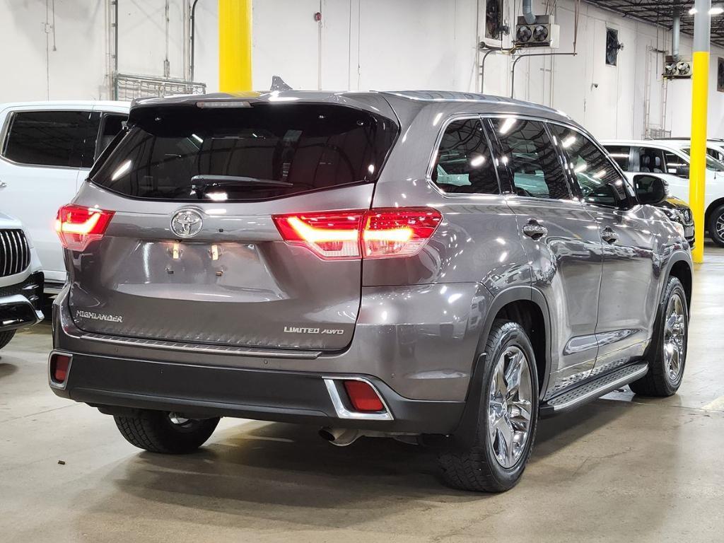 used 2019 Toyota Highlander car, priced at $26,692