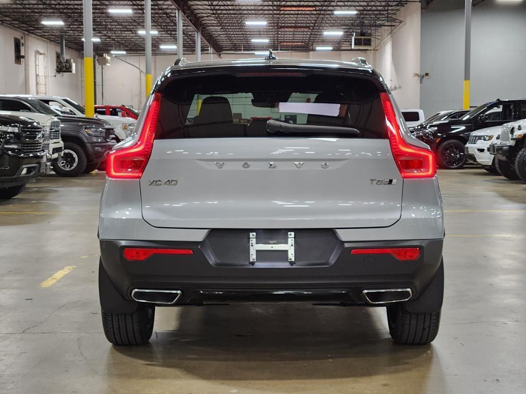 used 2020 Volvo XC40 car, priced at $24,836