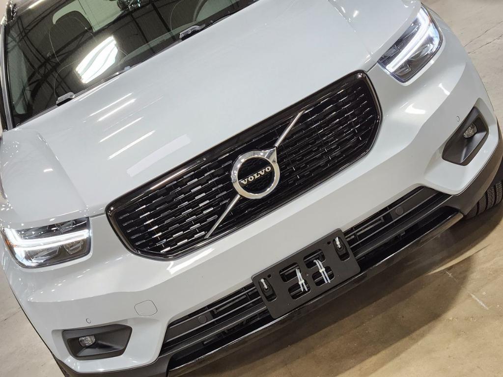 used 2020 Volvo XC40 car, priced at $24,836