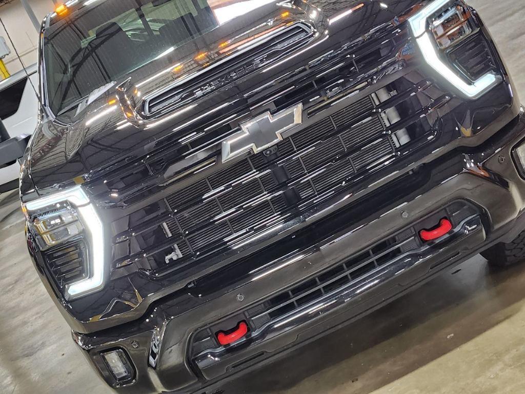 used 2025 Chevrolet Silverado 2500 car, priced at $63,910