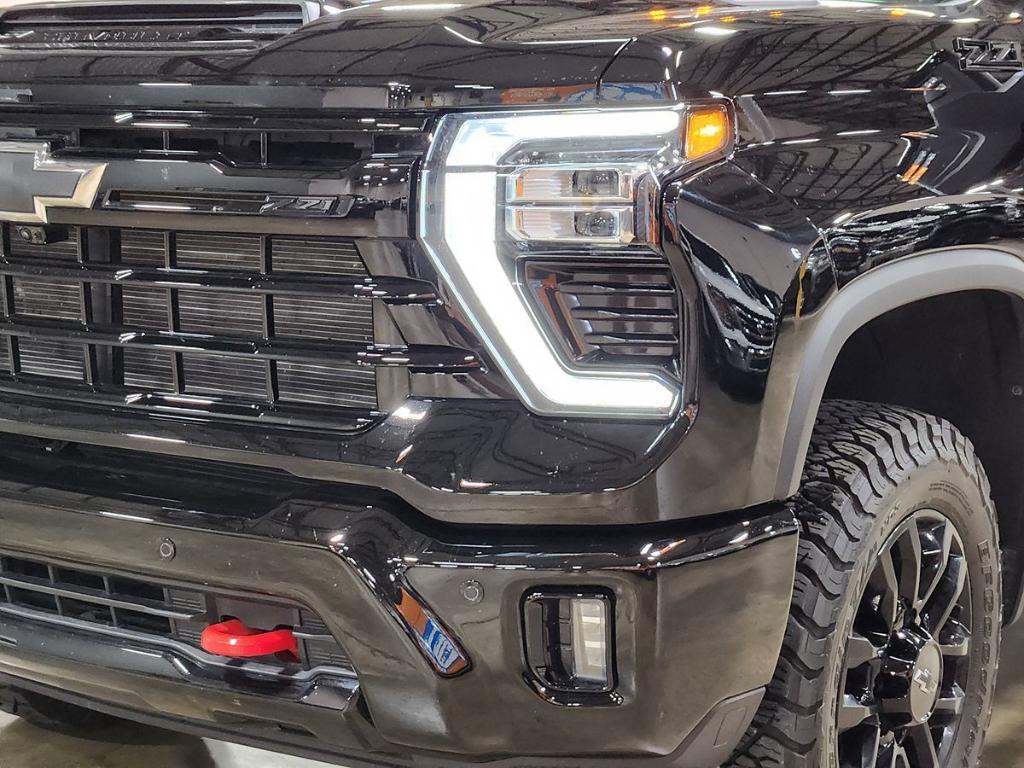 used 2025 Chevrolet Silverado 2500 car, priced at $63,910