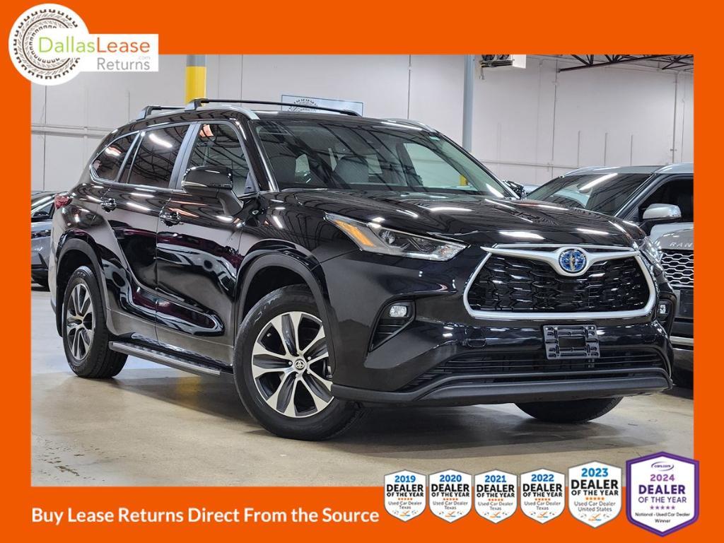 used 2023 Toyota Highlander Hybrid car, priced at $45,098