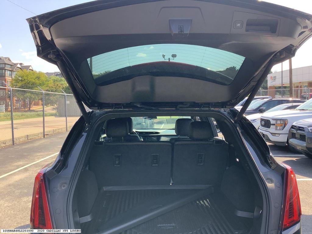 used 2020 Cadillac XT5 car, priced at $22,584