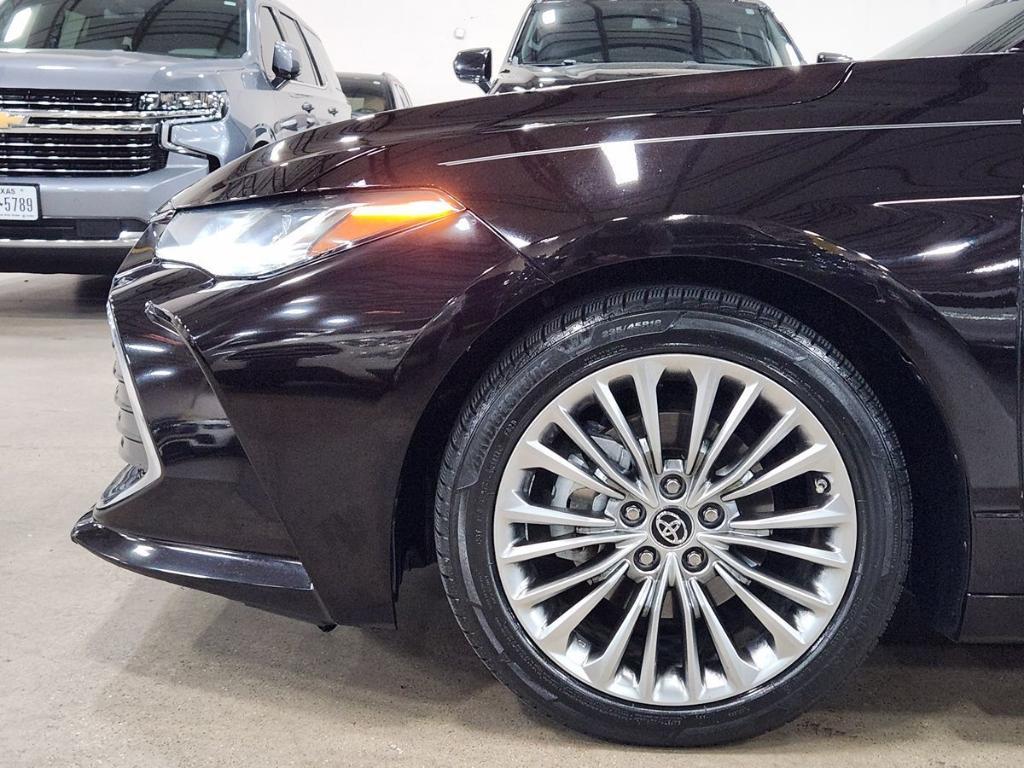 used 2019 Toyota Avalon Hybrid car, priced at $31,174